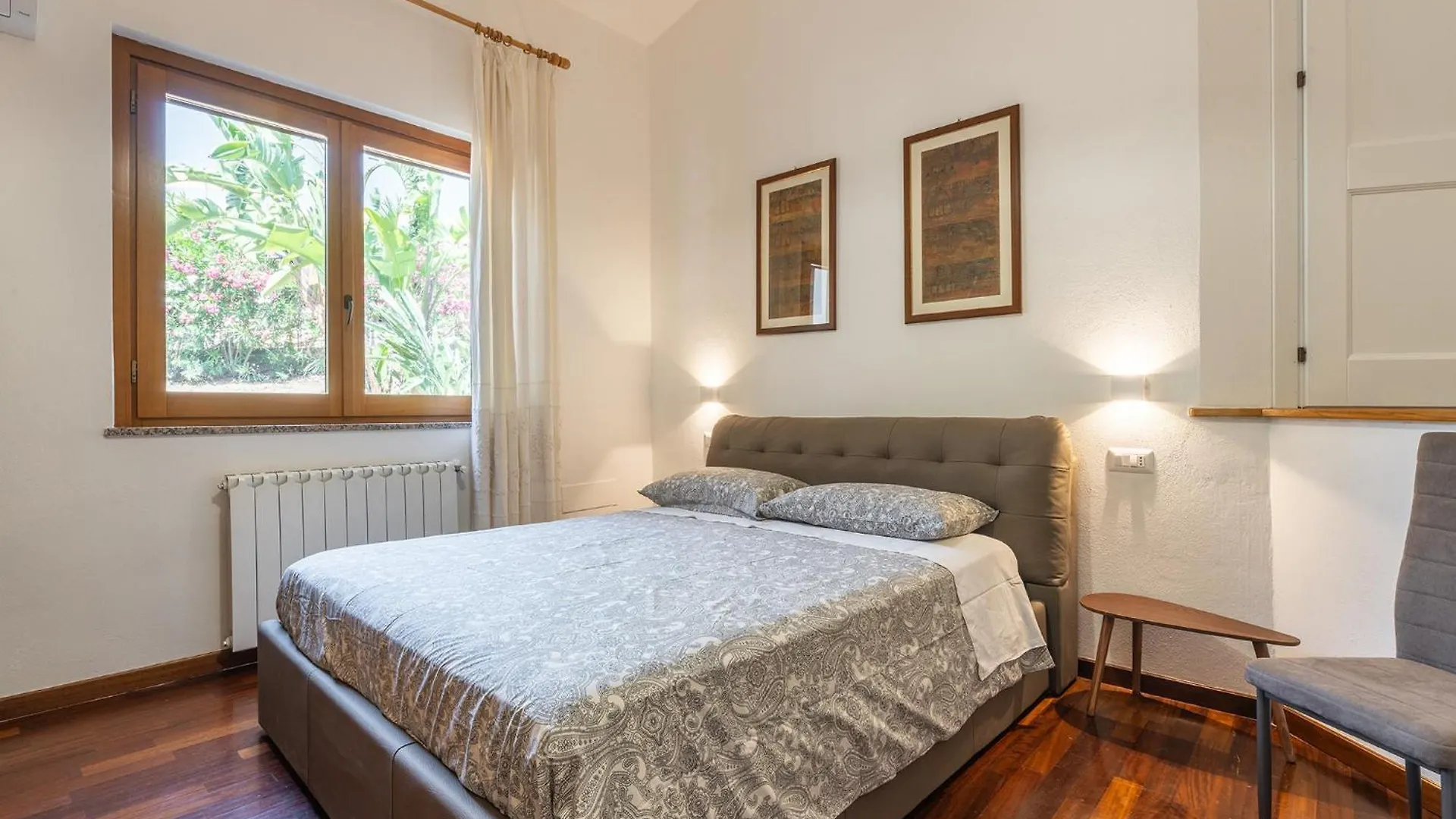 מלון Poggio dei Pini Casa Pilato בית הארחה